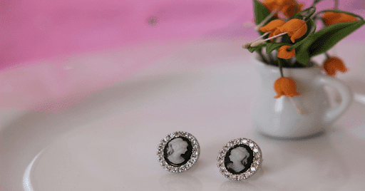 What do you need to know about Stud Earrings for Women