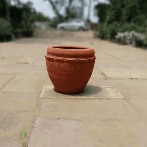 A Guide For Picking The Right Gardening Pots For Nature Lovers